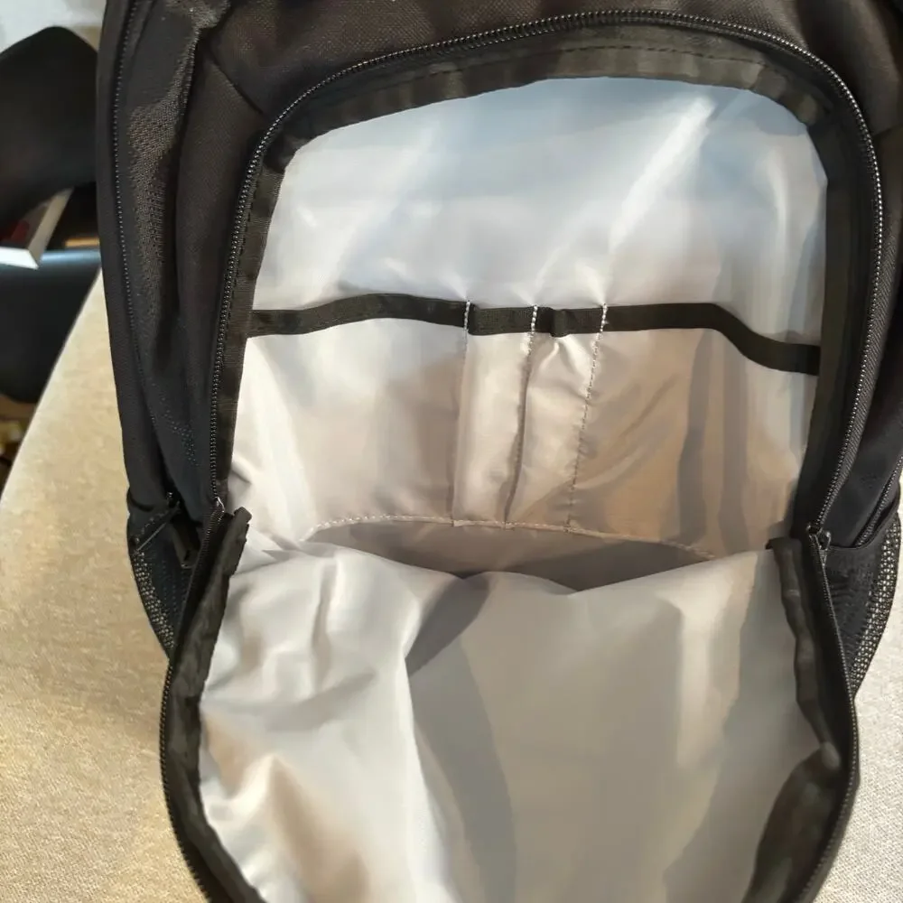 NEW NWT - Targus Sport Backpack Laptop Bag Black 20L
